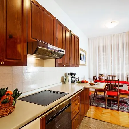 Apartment Valentino 1 *
